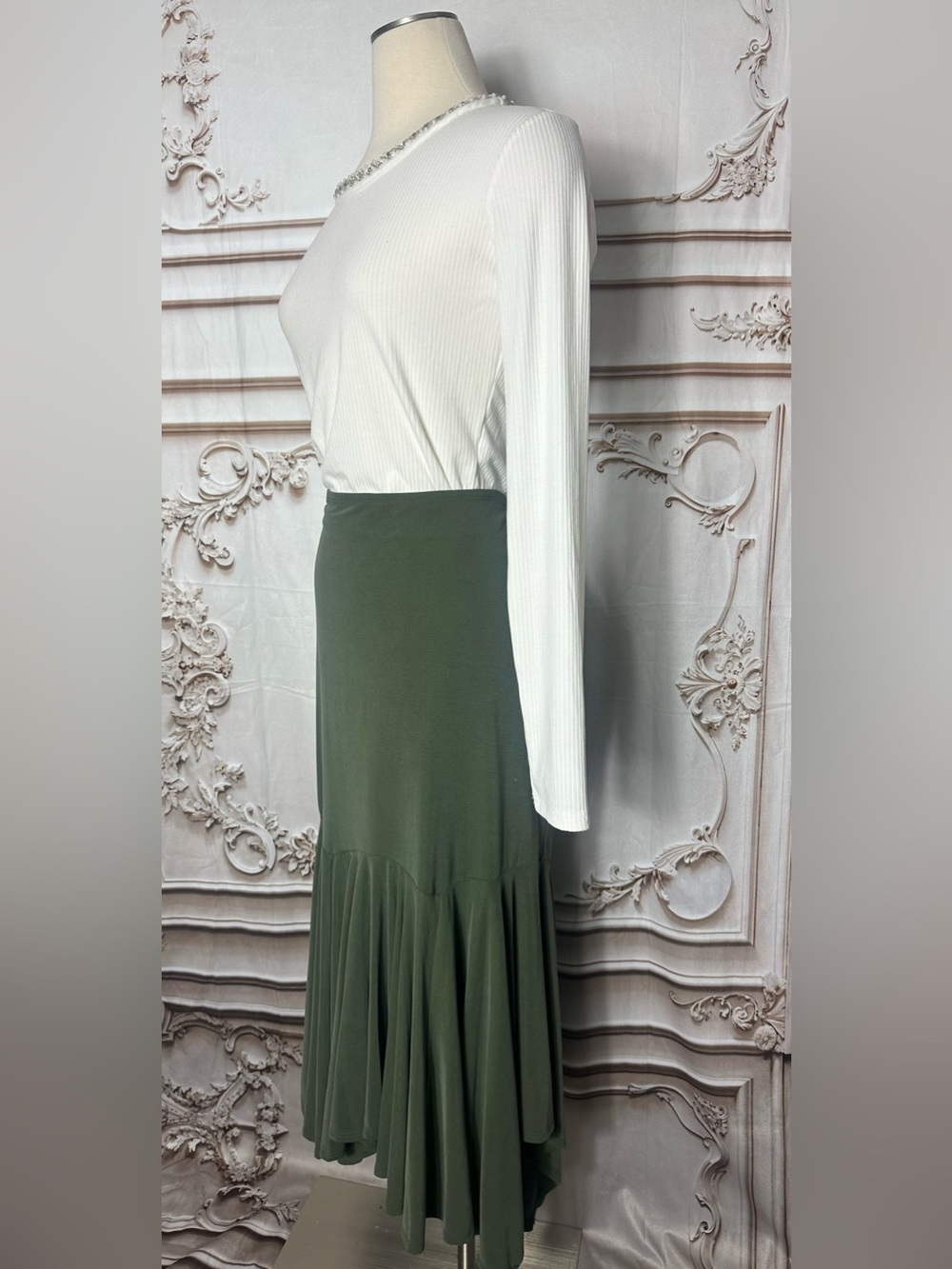 Guess Olive Green Midi Mermaid Hem Skirt - Picture 3 of 6